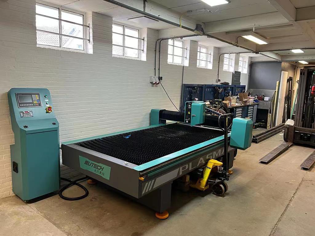 machine de découpe plasma