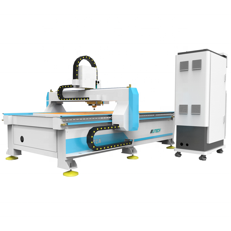 Machine de routeur CNC OKC 1325 1530 OKC pour la découpe du papier, bonne qualité