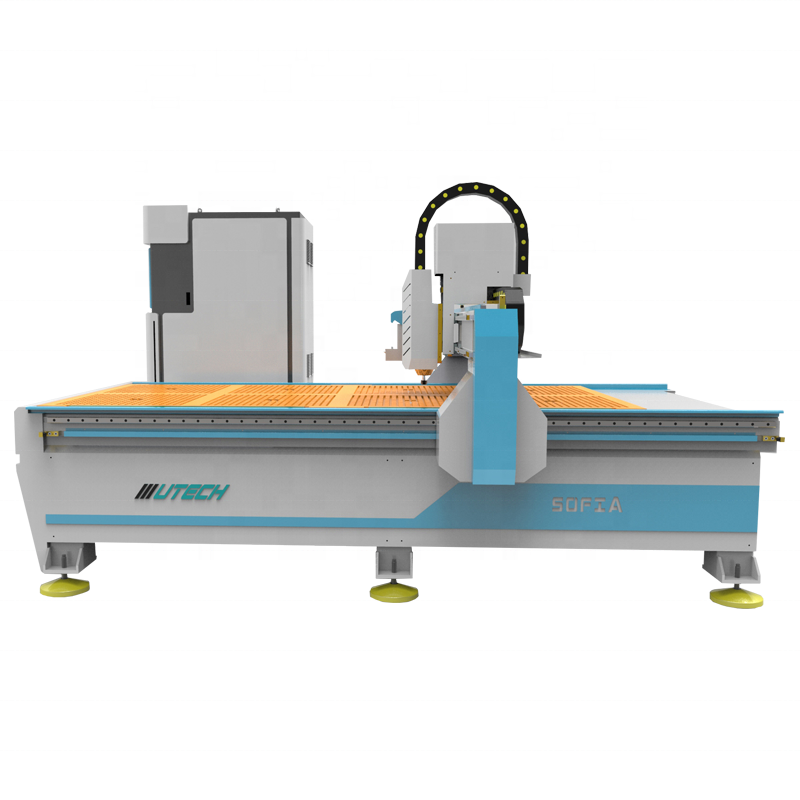 Machine de routeur CNC OKC 1325 1530 OKC pour la découpe du papier, bonne qualité